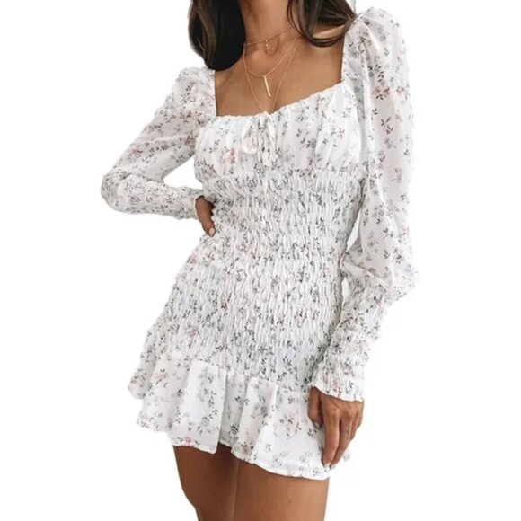 MISSGUIDED Red & White Long Sleeve Ruffled Mini Dress  US 4 - Picture 4 of 7